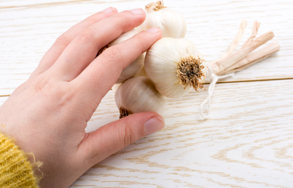 Garlic for Toenail Fungus